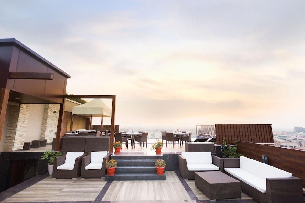 Country Inn & Suites By Radisson Chandigarh Zirakpur Extérieur photo