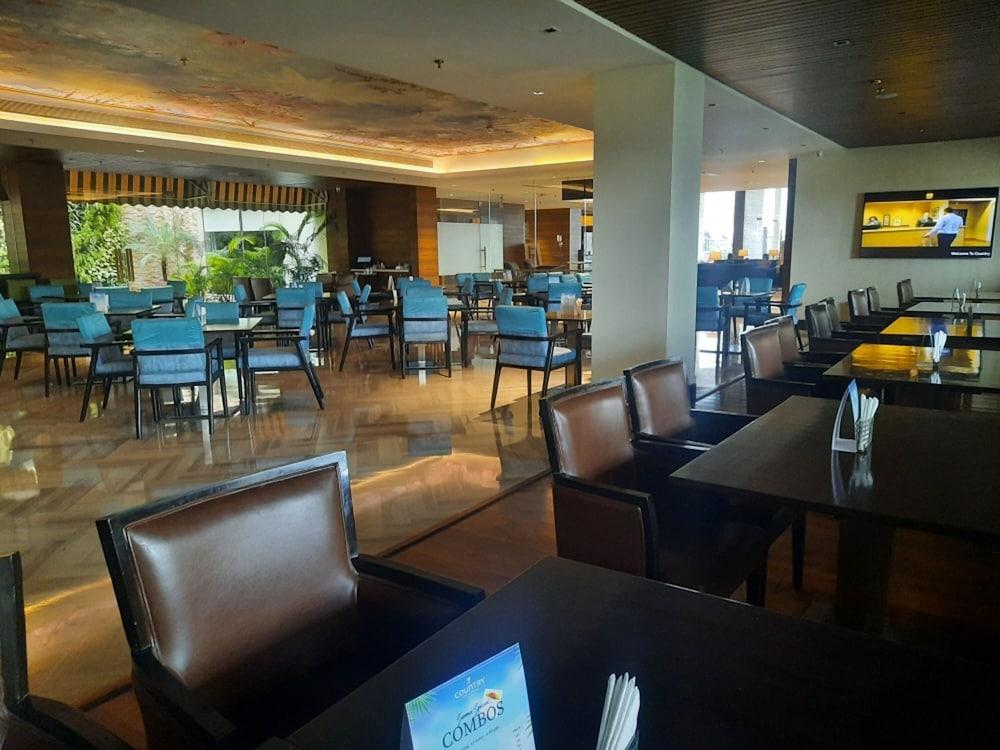 Country Inn & Suites By Radisson Chandigarh Zirakpur Extérieur photo