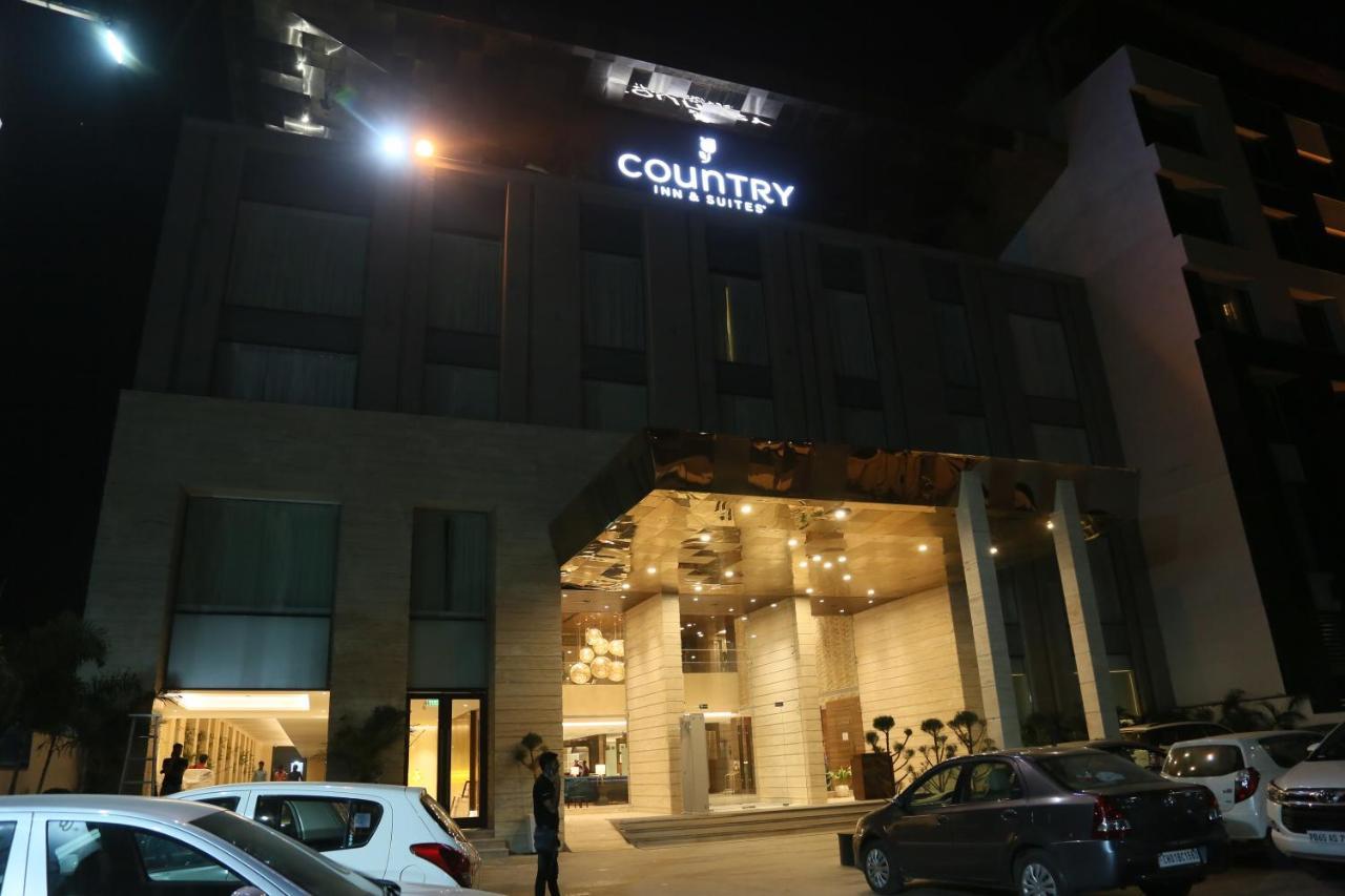 Country Inn & Suites By Radisson Chandigarh Zirakpur Extérieur photo